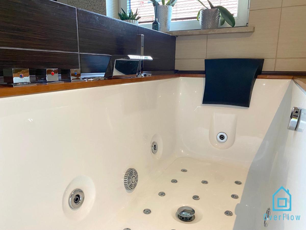 Apartment Lux - Lakefront In With Sauna & Hot Tub Only 30 Minutes From Gdansk And Gdynia Kamień